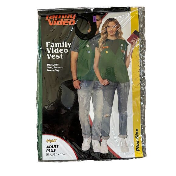 Spirit Halloween Family Video Costume NIP New Stranger Things Plus 1X 18-20 - Picture 1 of 6